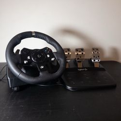 Logitech G920 Racing Wheel | Xbox + PC | Pedals