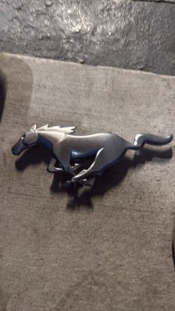 2024-2027 Mustang front grill emblem