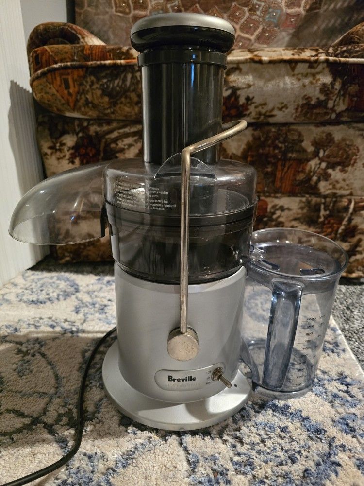 Breville JE98XL Juice Fountain Plus-Centrifugal Juicer-Stainless Steel