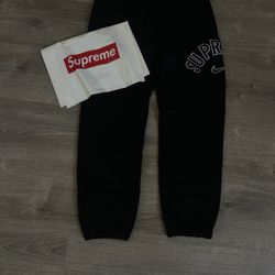 Supreme Sweatpants