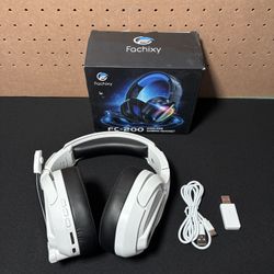 White Wireless Gaming Headset