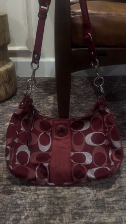 Coach Signature Hobo Shoulder Bag