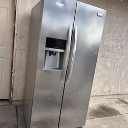 Frigidaire fridge