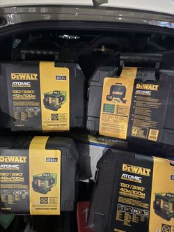 DEWALT 20V 3-Beam 360-Degree 3-Plane Laser Level (Tool Only)