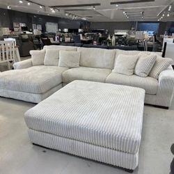 Lindyn Ivory 3-Piece LAF Sectional