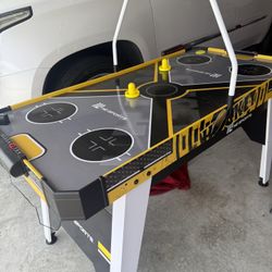  Air Hockey