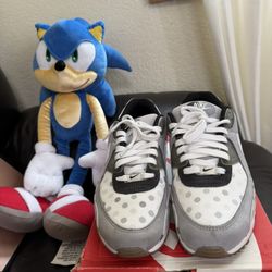 Nike Airmax 90 White Polka Dot Size 10.5