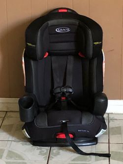 LIKE NEW GRACO NAUTILUS CONVERTIBLE CAR SEAT 3 IN 1