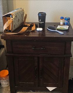 Dresser/drawer set