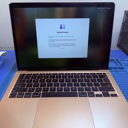 MacBook Air 13 256GB 2020