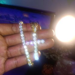 Gold & Diamond Chain + Pendant + Necklace (Gold Plated - Zirconia)
