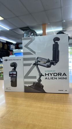 DJI OSMO Pocket 4 Creator Combo & Tilta Ultimate Hydra Car Mounting