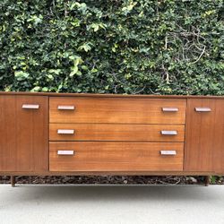 Mid Century Modern Credenza/Sideboard by G-Plan.
