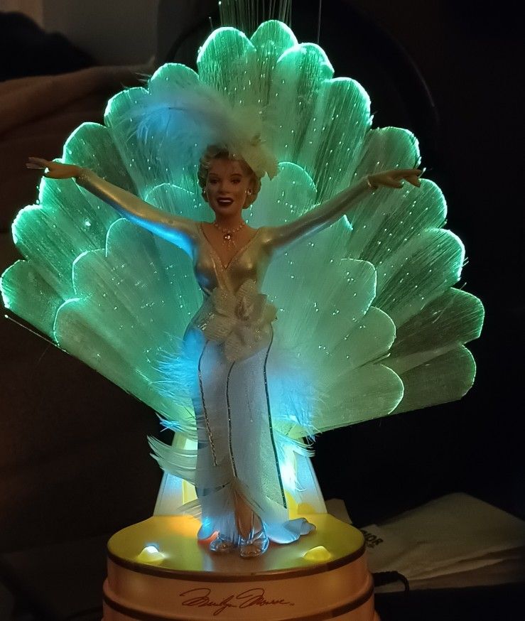 Vintage Marilyn Monroe Light