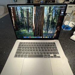 MacBook Air 15in