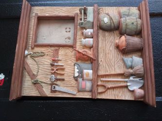 Antique picture frame very detailed