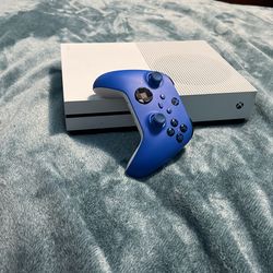Xbox One S with controller, hdmi, And Power Cord
