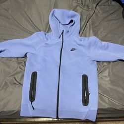 Nike Tech Fleece Small