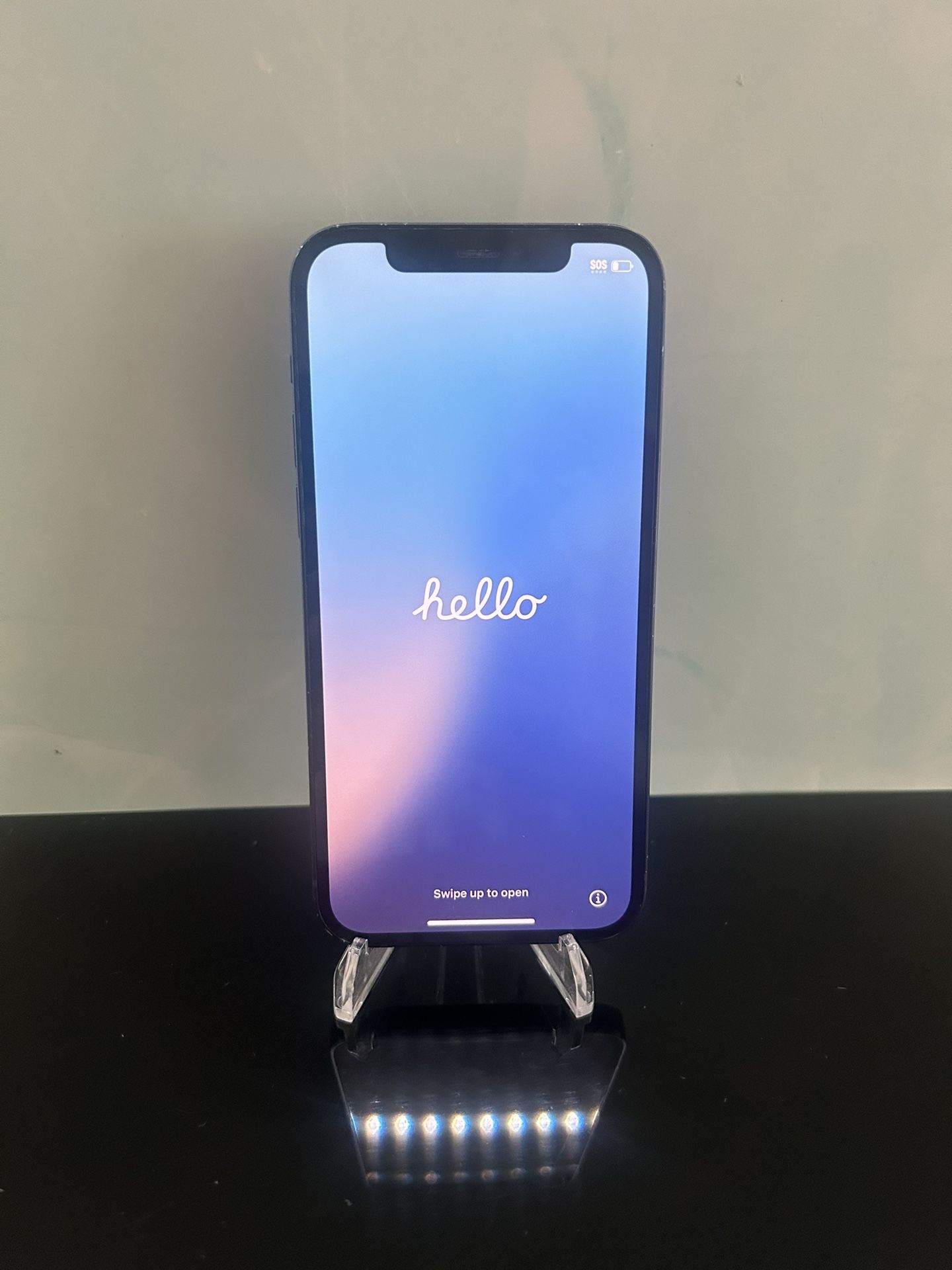 iPhone 12 64 GB Unlocked