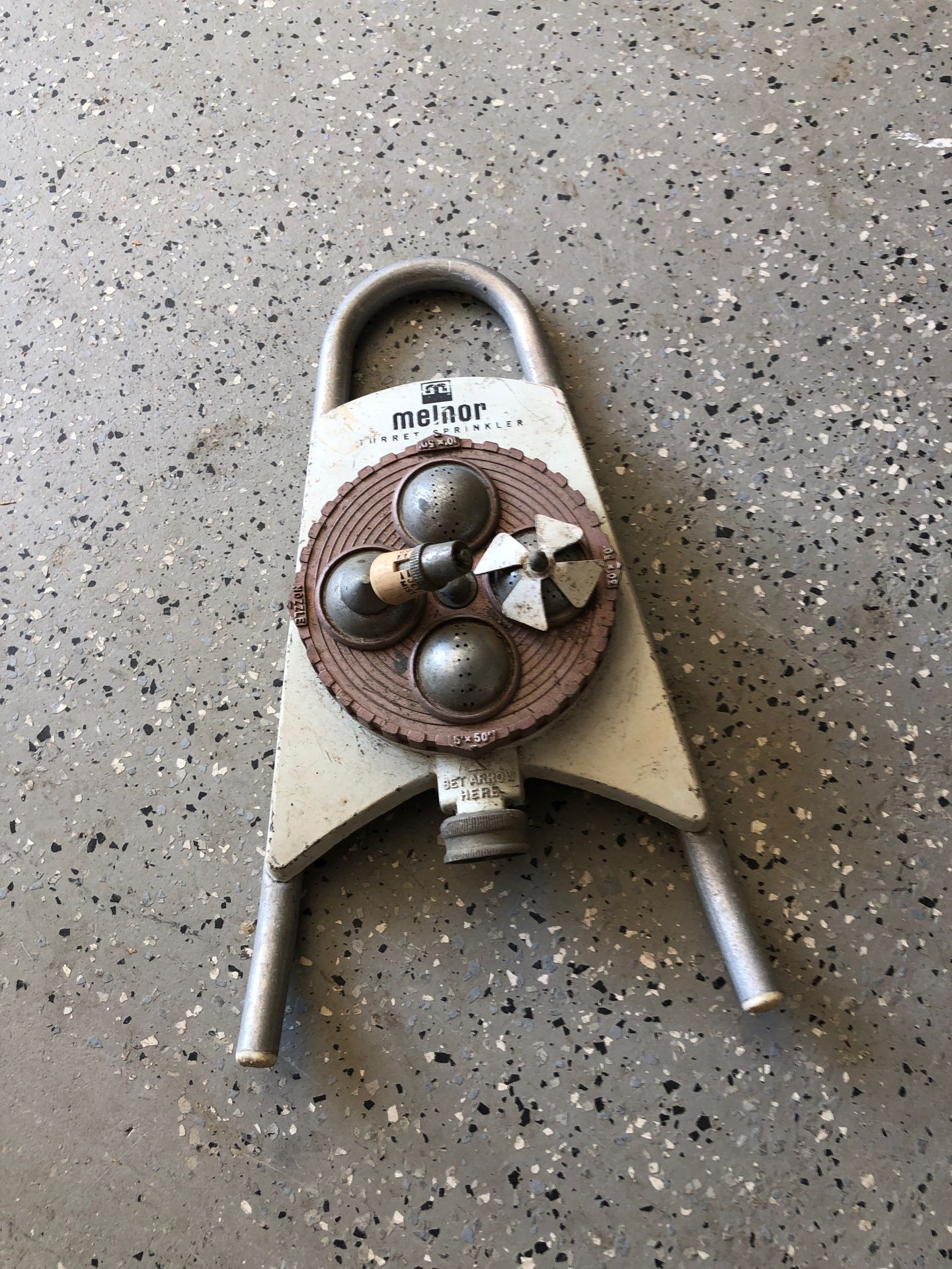 Turret sprinkler