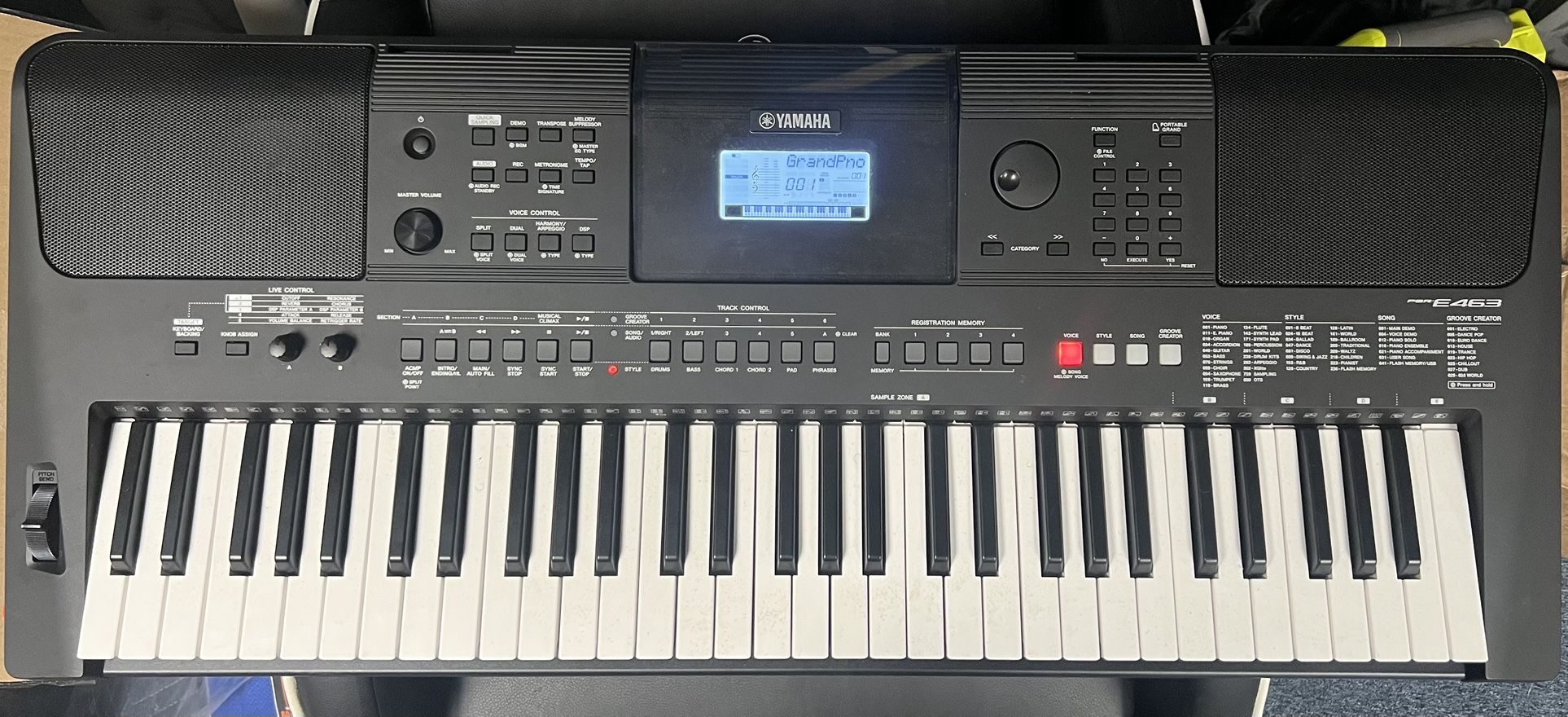 Yamaha PSR-E463 - Like New! 🎹