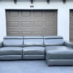 Sectional Sofa/Couch - Leather - Recliners - Gray - Delivery Available 🚛