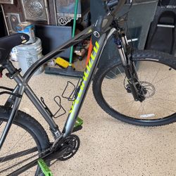 Mountain Bike Specialized