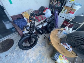 E-bike 58 miles HLOIE