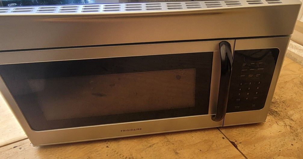 Frigidaire Over-the-Range Microwave