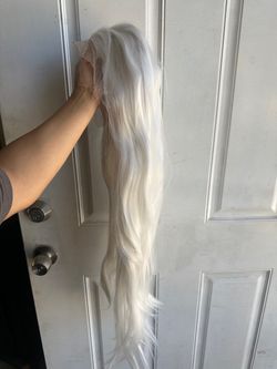 32in white synthetic wig