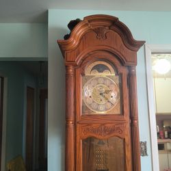 Howard miller 69th anniversary edition grandfather clock