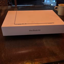 MacBook Air M4