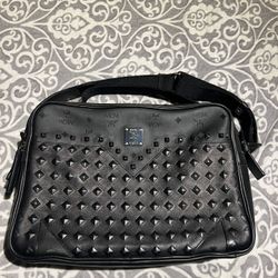 Mcm Travelers Shoulder Bag 