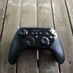 Official Amazon Fire TV Game Controller Remote Wireless Great Condition Barely Used 