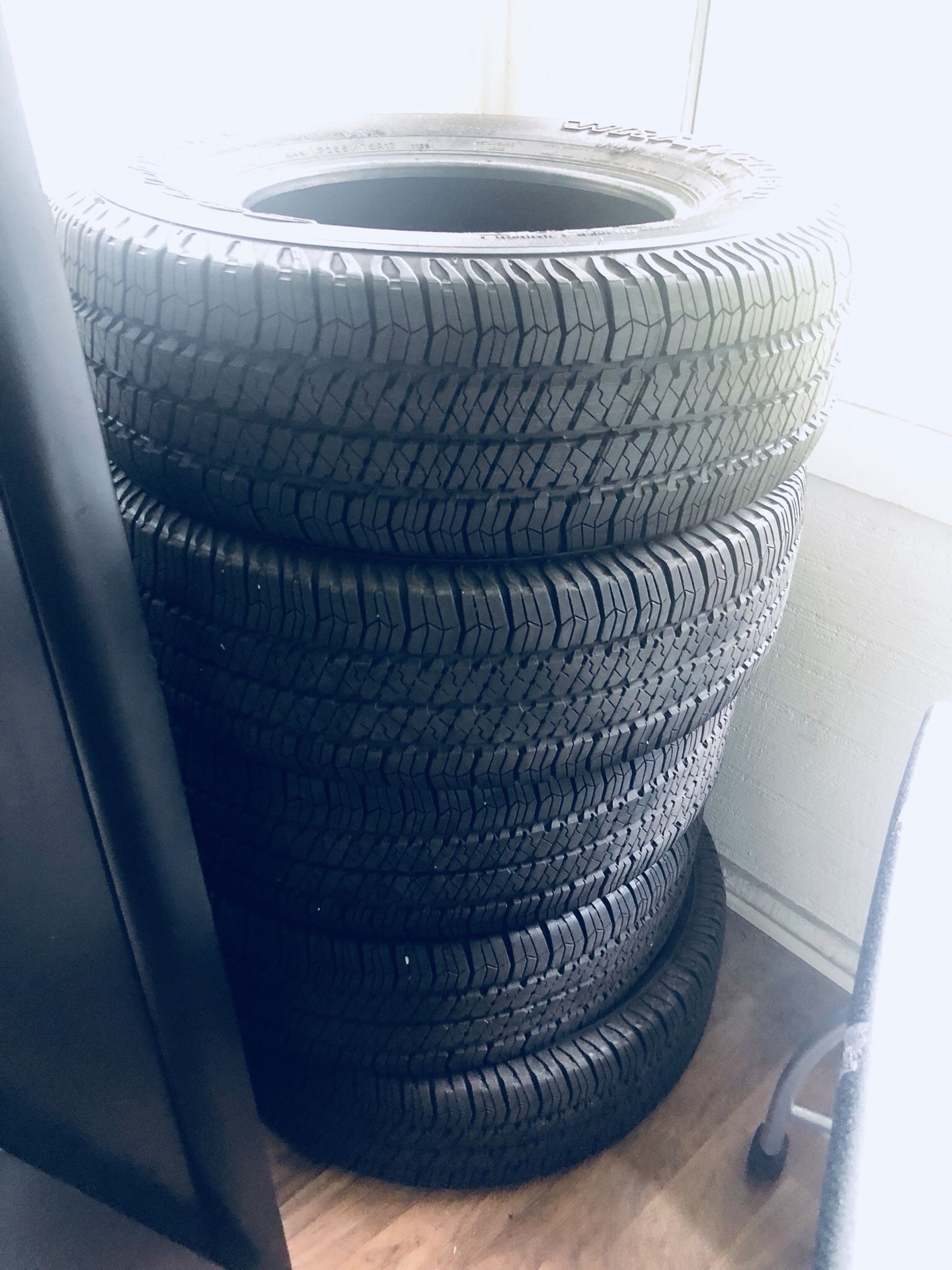 5 big tires, JUST $280!!!! Firm. Set of 5 Goodyear Wrangler SR-A tires,  Size: P255/75R17, Truck SUV - All Season. Came stock with my jeep wrangler  bu for Sale in Stone Mountain,