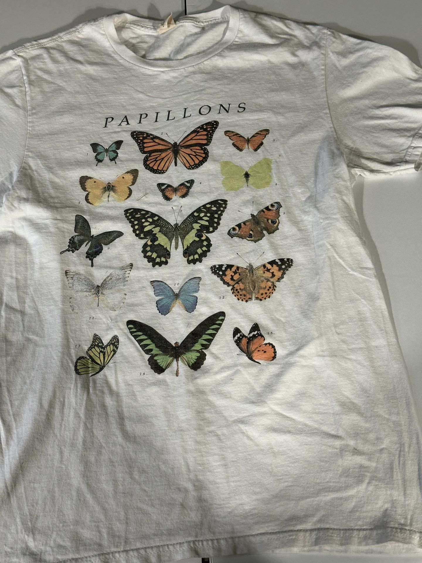  Papillons T-Shirt By Urban Outfitters Multicolored Butterflies Size S Some Wear Longer Style 