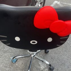 Hello Kitty Vanity Chair 