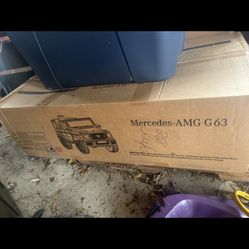 Mercedes AMG G 63 Bluetooth kid play and manual electric car