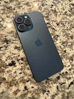 iPhone 15 Pro Max - Unlocked 256GB