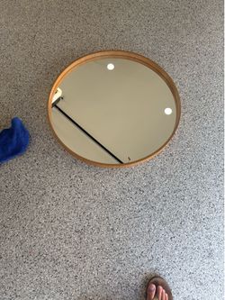Round Mirror