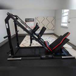 Leg Press Hack Squat Machine Combo - Like New - Larchmont, NY