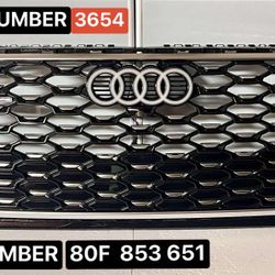 2021-2024 AUDI Q5 SPORTBACK FRONT BUMPER GRILL