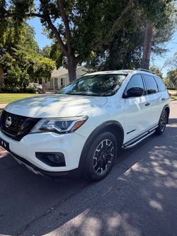 2019 nissan pantfinder