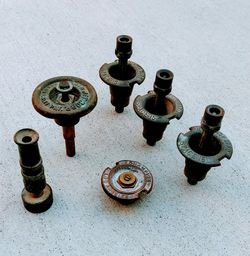 Vintage Rain Bird 2800 sprinkler heads and metal garden hose tip