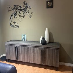Sideboard 