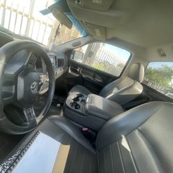 Dodge Ram 1(contact info removed) V6