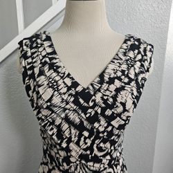 Adrianna Papell Women's Dress Black Beige Tiered Cap Sleeve Size 8 Cocktail