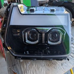 Hyundai palisade right Head light OEM corean 2020 2021 2022