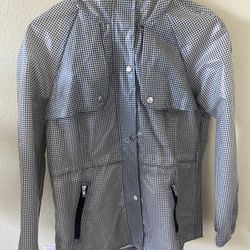 Barely Worn Medium Zip Up Gingham Black And Gray Raincoat 