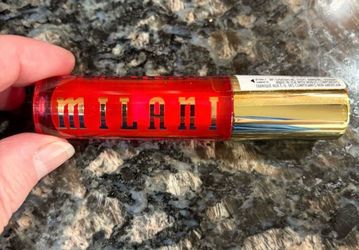 NEW MILANI FRUIT FETISH LIP OIL IN STRAWBERRY MELON FULL SIZE $5!!!